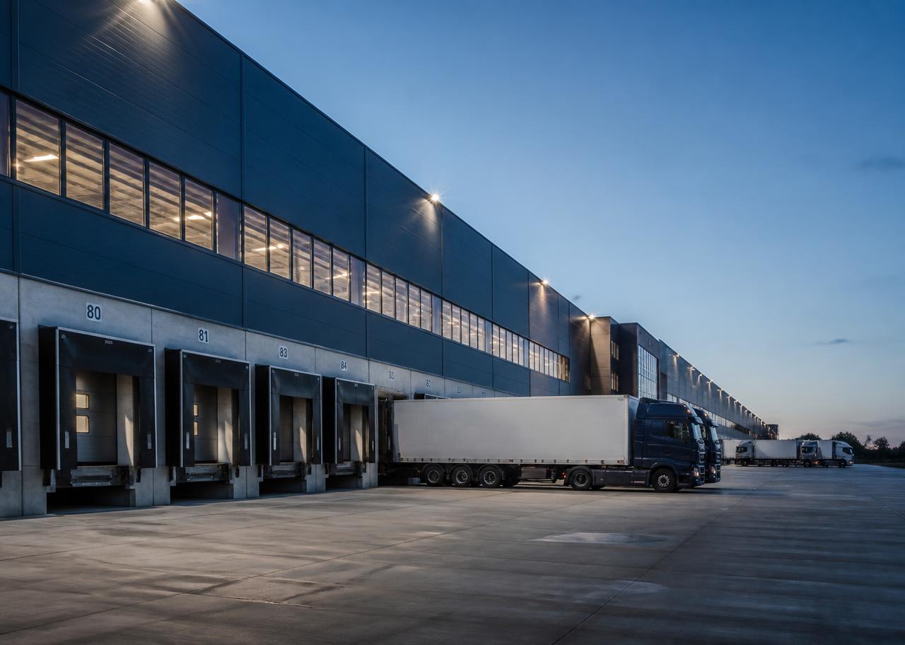 Αποθήκες & logistics
